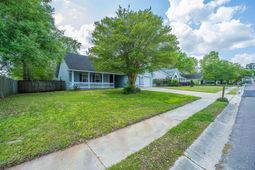 209 Woodland Lakes Road photo 4