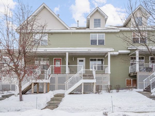 2880 Clover Ridge Drive, Chaska, MN 55318