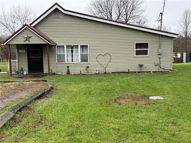 27901 State Route 30, Kensington, OH 44427 Photo 1