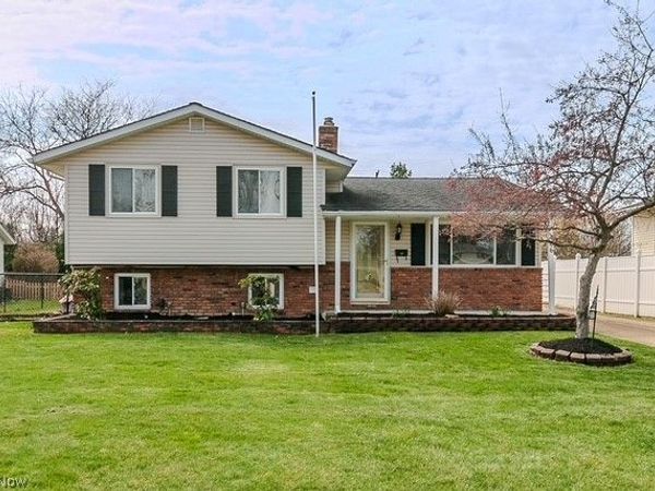 466 Waterbury Road , Eastlake, OH 44095