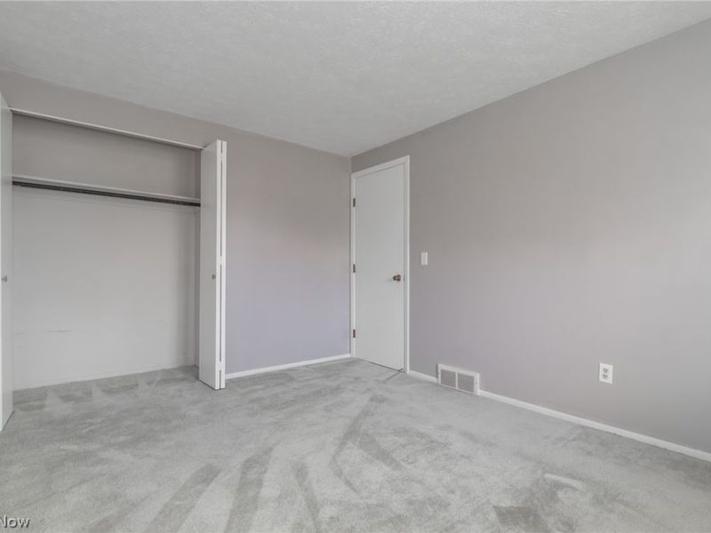 466 Waterbury Road, Eastlake, OH 44095 Photo 32