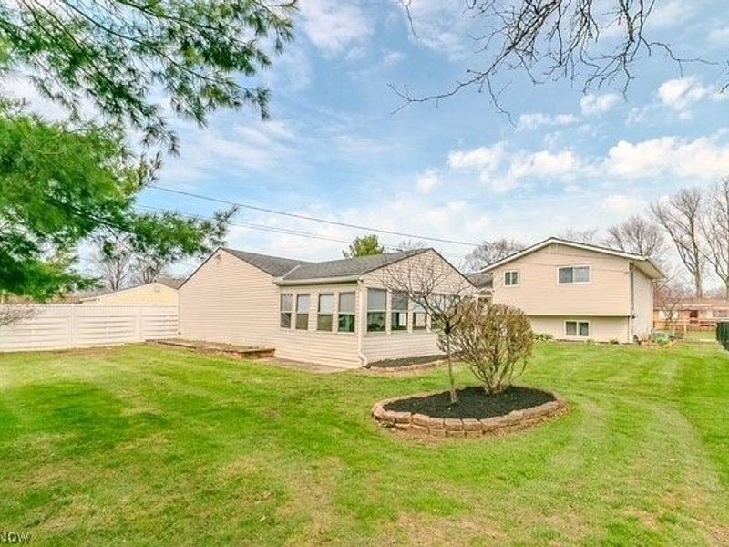 466 Waterbury Road, Eastlake, OH 44095 Photo 8