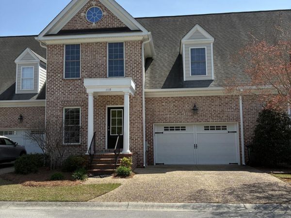 109 Colonel Burgwyn Drive, New Bern, NC 28562