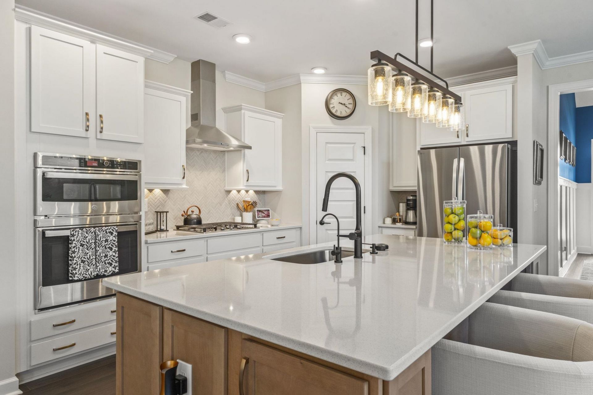 1305 Wykham Park Dr.  Photo 20