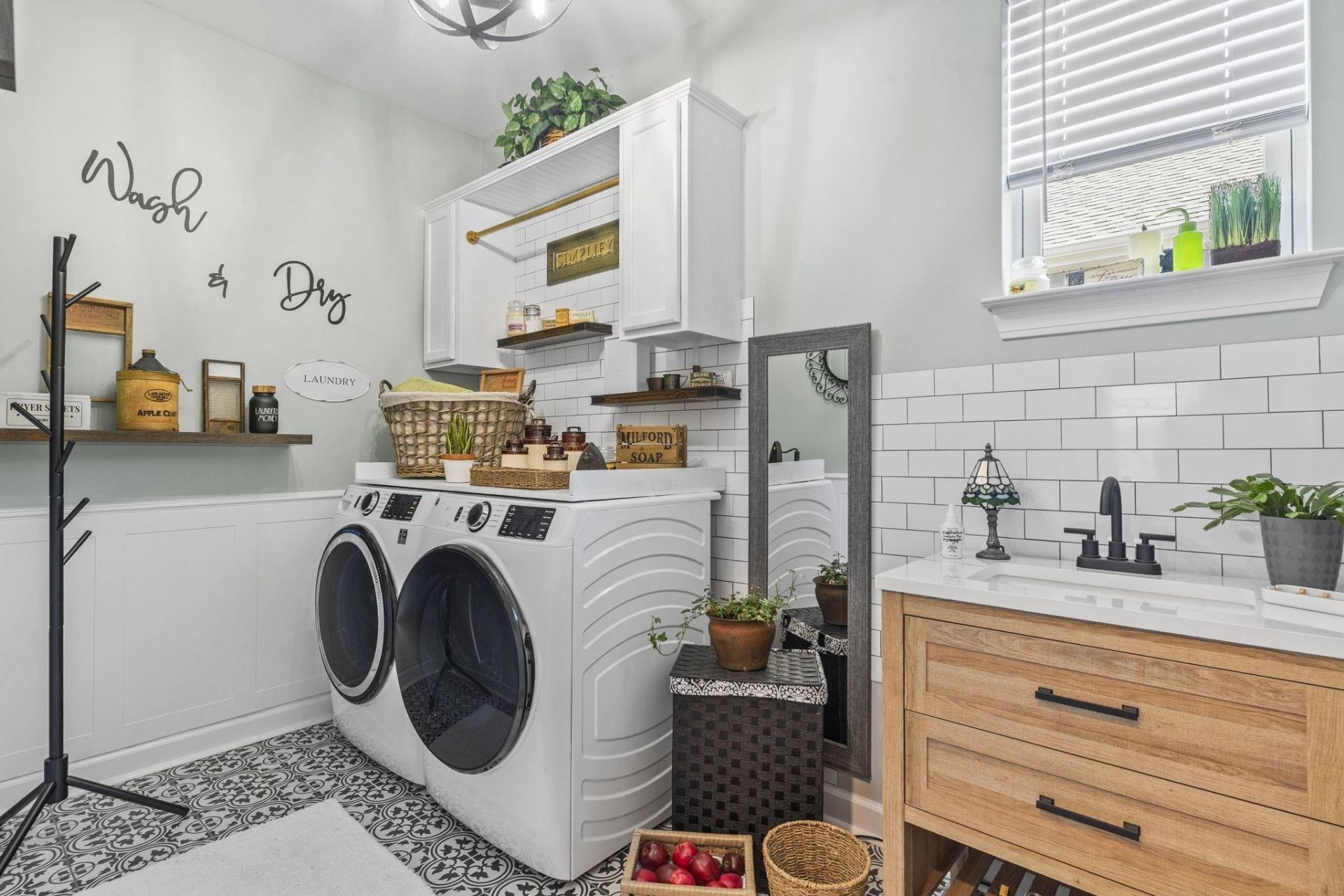 1305 Wykham Park Dr.  Photo 30