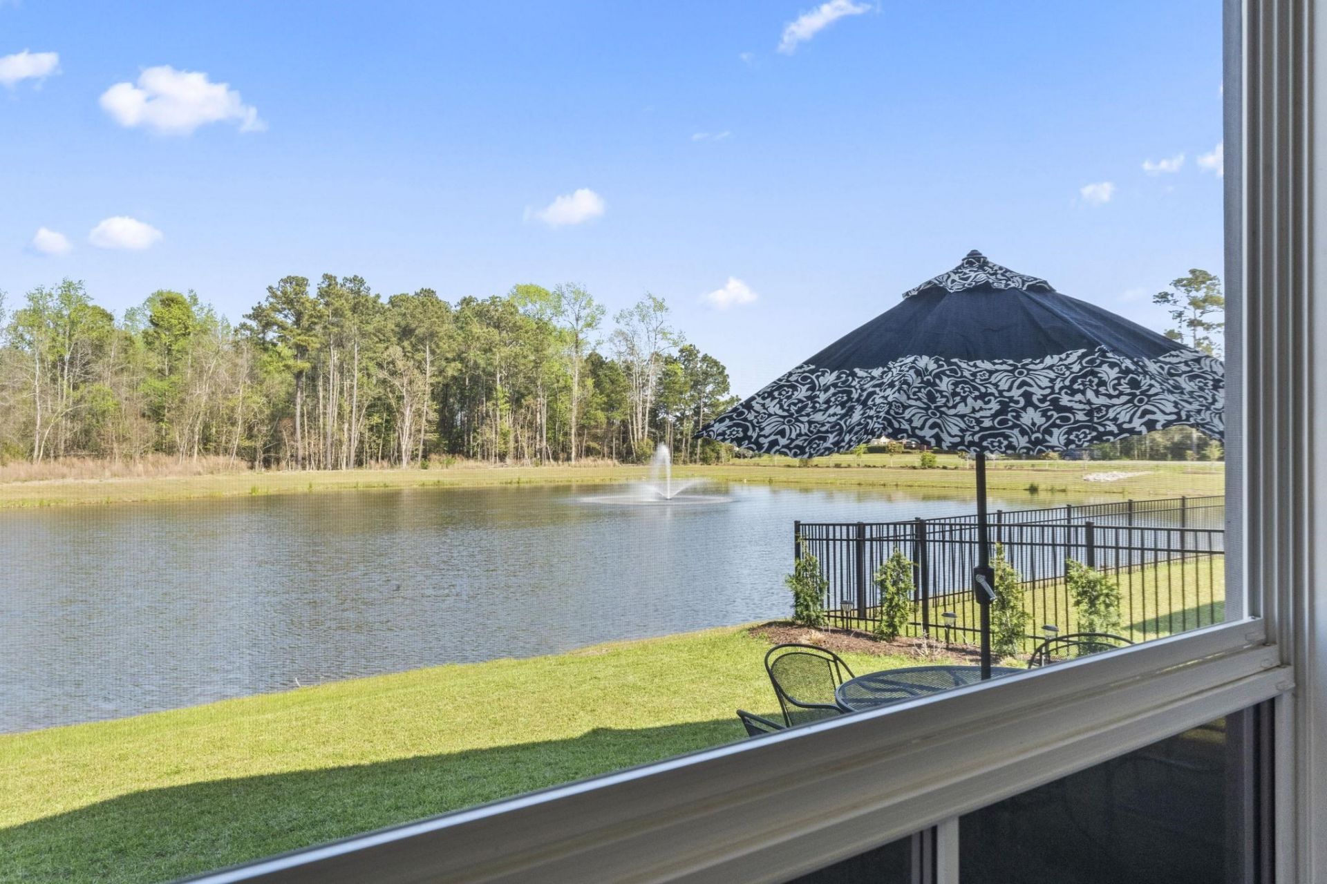 1305 Wykham Park Dr.  Photo 40