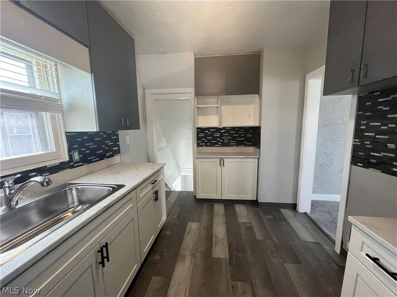 10914 Oliver Road, Cleveland, OH 44111 Photo 12