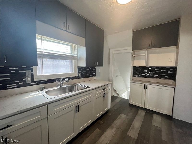 10914 Oliver Road, Cleveland, OH 44111 Photo 13