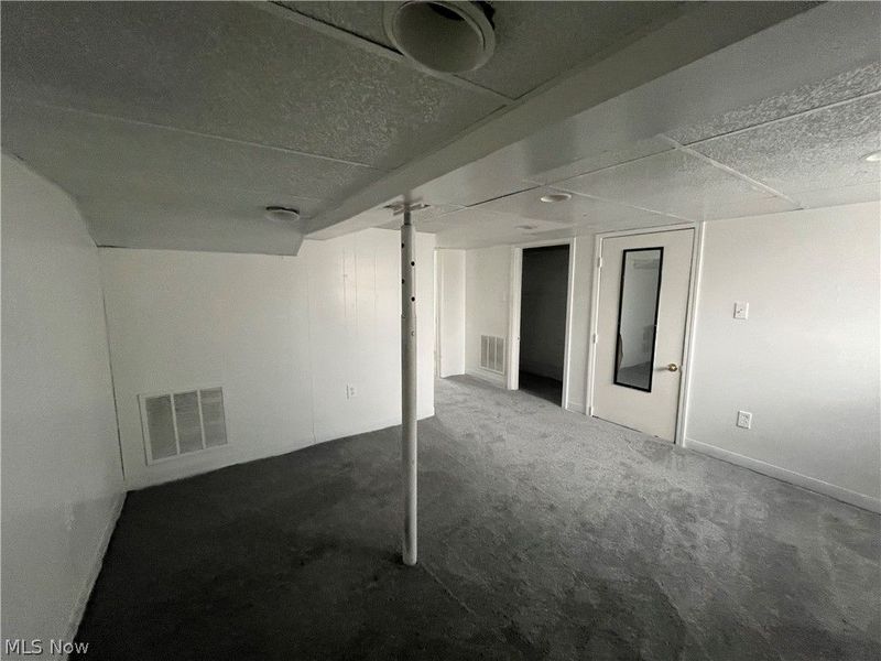 10914 Oliver Road, Cleveland, OH 44111 Photo 30