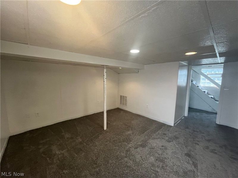 10914 Oliver Road, Cleveland, OH 44111 Photo 33