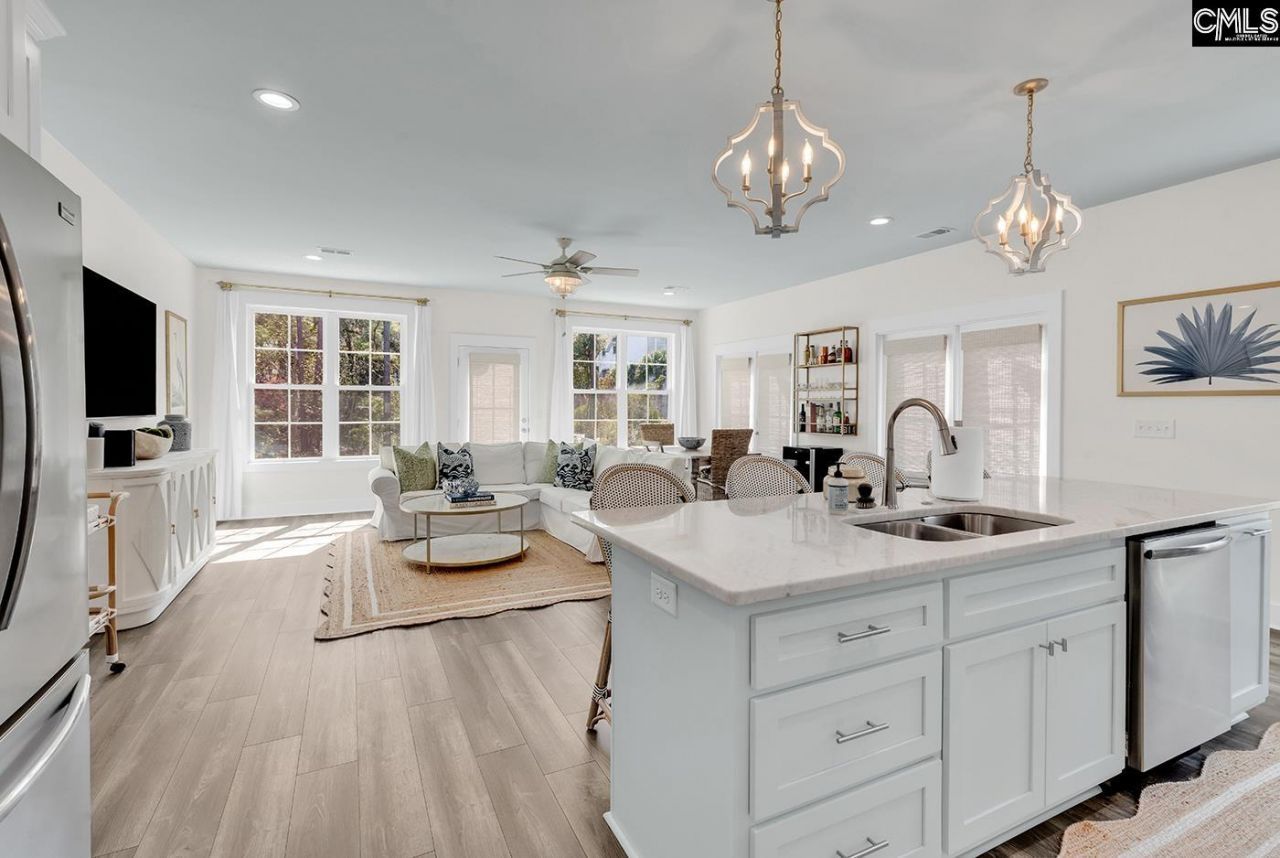 125 Lydia Lane  Photo 6