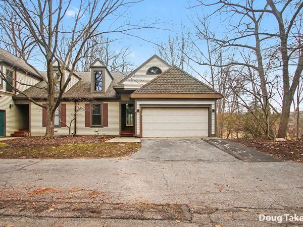 4386 Ridge Lane SW, Wyoming, MI 49519