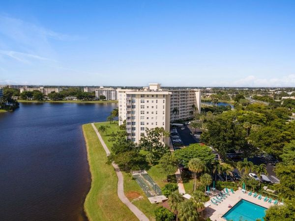 3095 N Course Drive, Unit 712, Pompano Beach, FL 33069