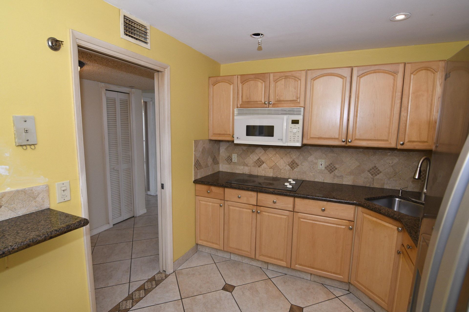 3095 N Course Drive, Unit 712, Pompano Beach, FL 33069 Photo