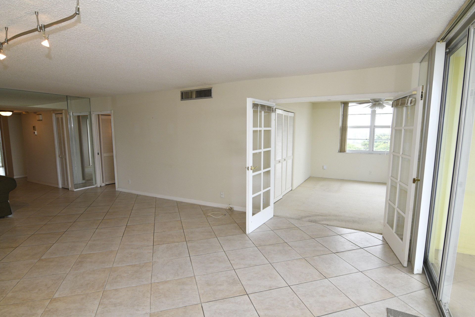 3095 N Course Drive, Unit 712, Pompano Beach, FL 33069 Photo