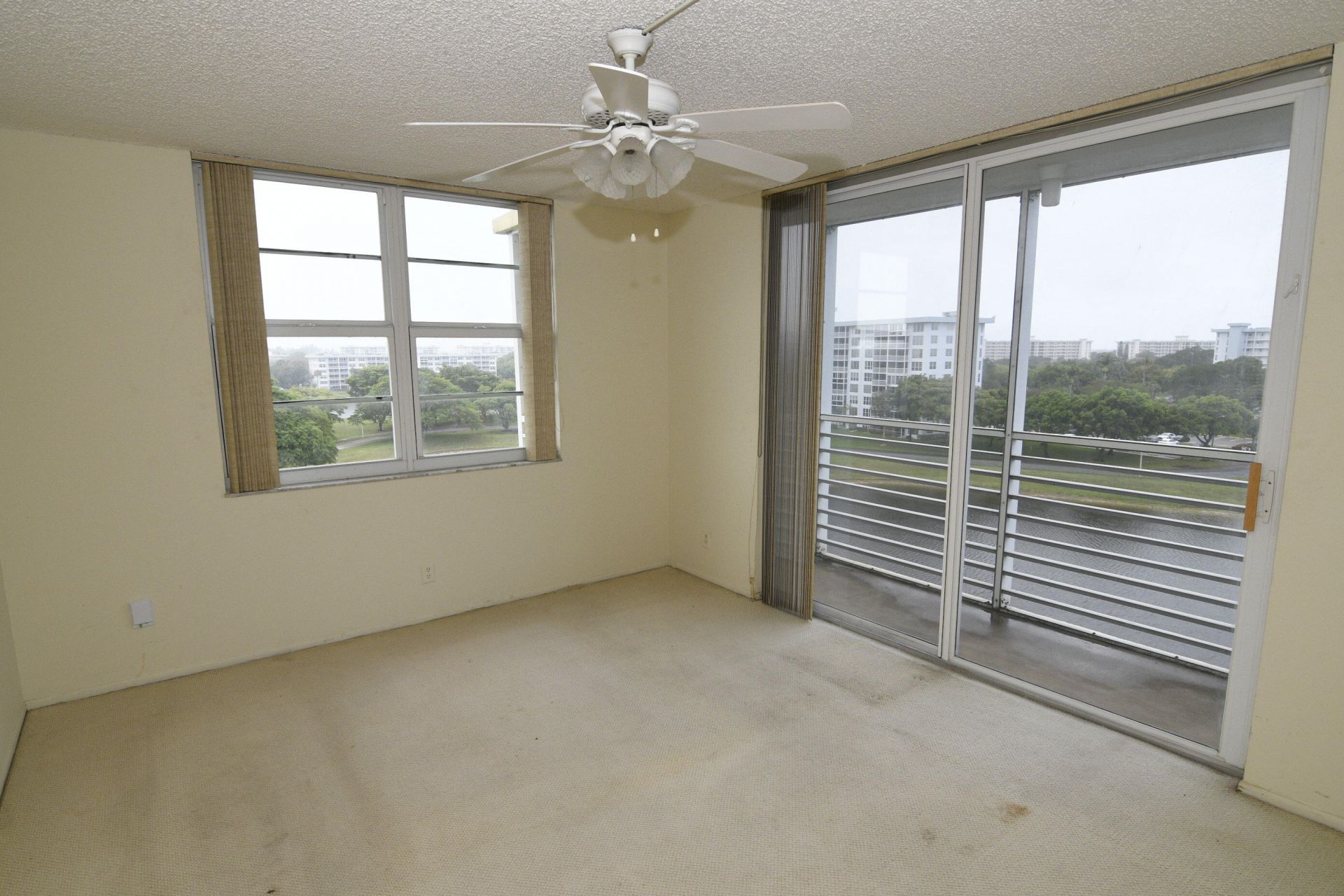 3095 N Course Drive, Unit 712, Pompano Beach, FL 33069 Photo