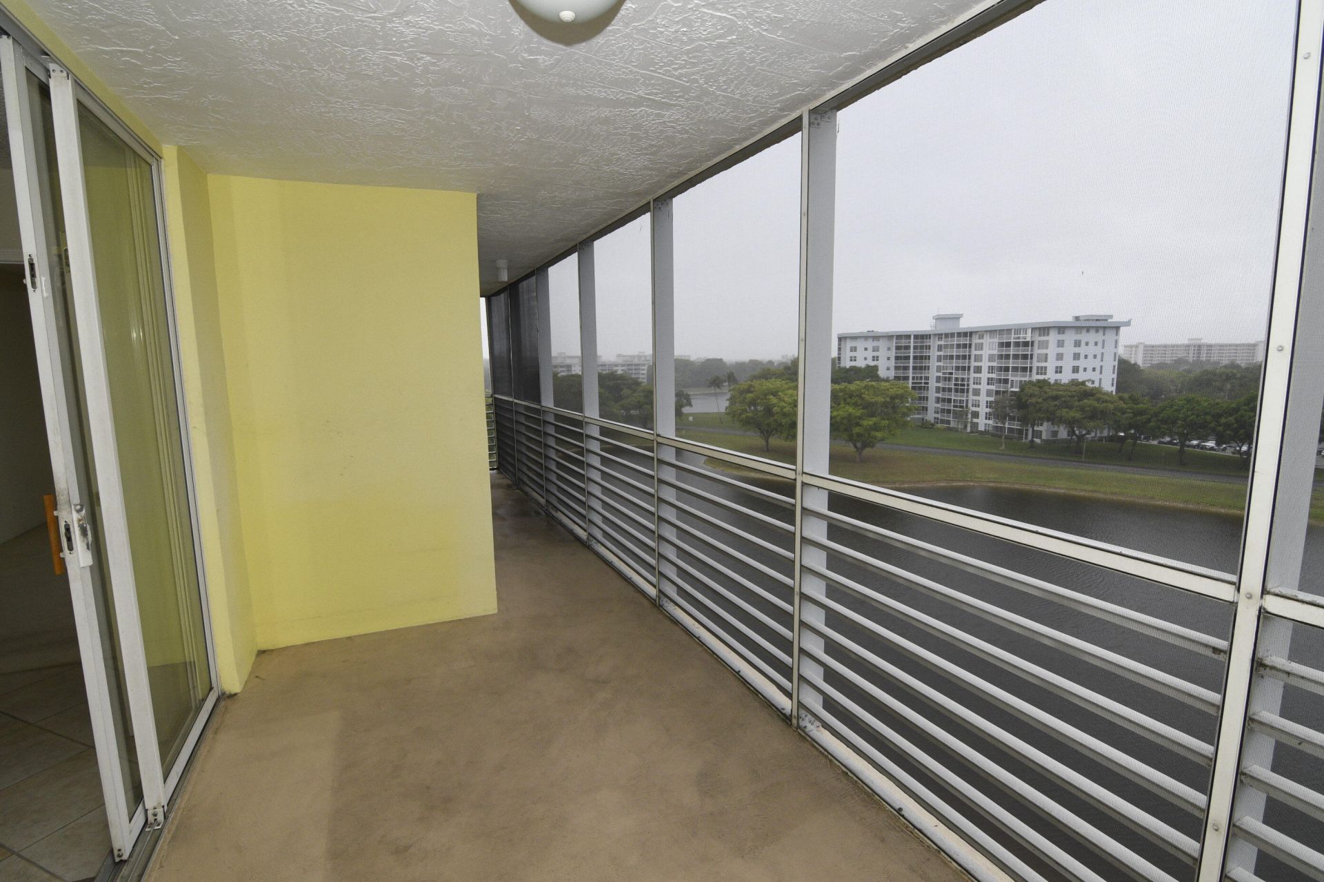3095 N Course Drive, Unit 712, Pompano Beach, FL 33069 Photo