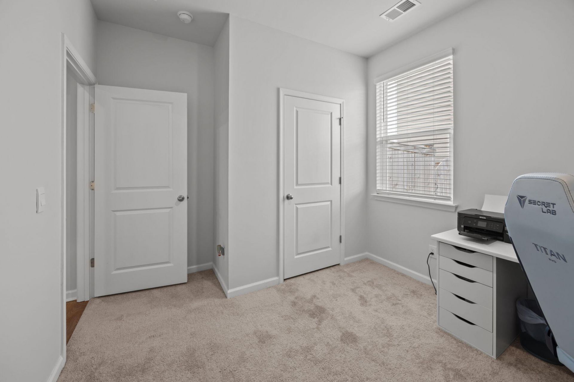 300 Feldspar Lane Photo 17