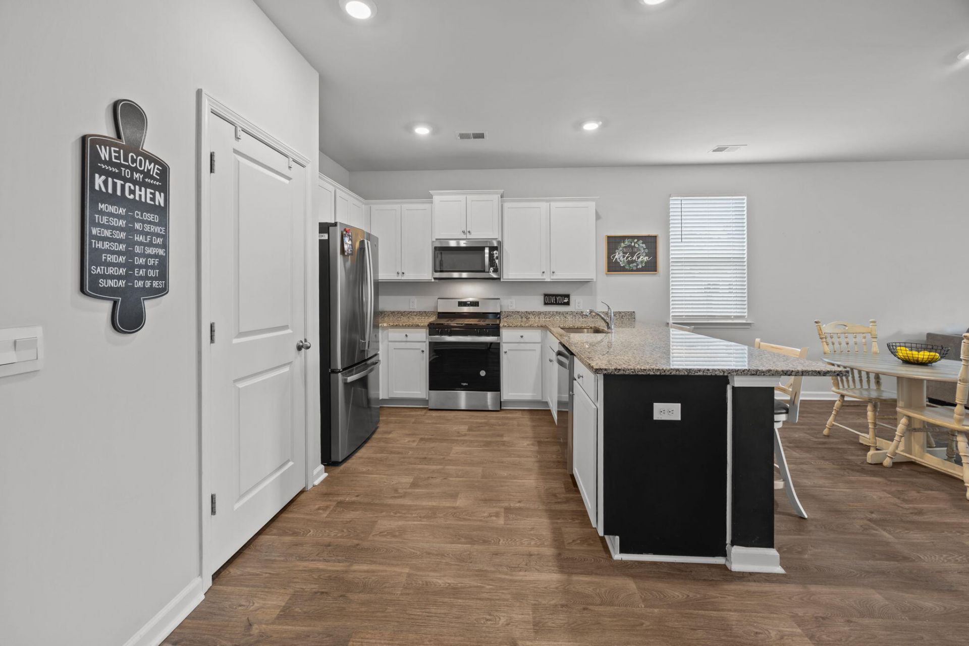 300 Feldspar Lane Photo 18