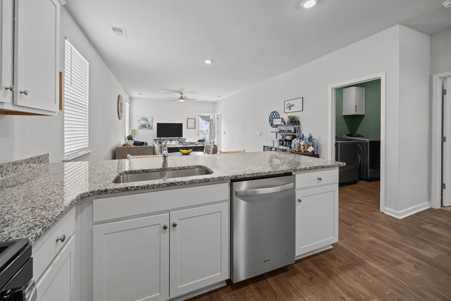 300 Feldspar Lane Photo 21