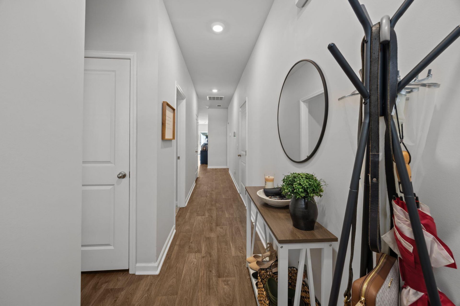 300 Feldspar Lane Photo 6