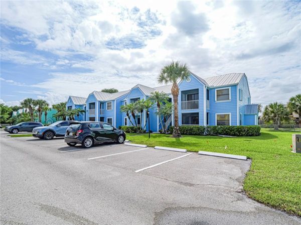1135 3rd Avenue, Unit 104, Vero Beach, FL 32960