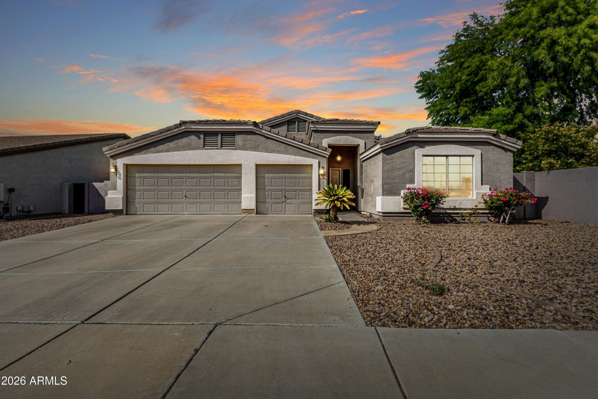 8308 W Berridge Lane, Glendale, AZ 85305 Main Photo