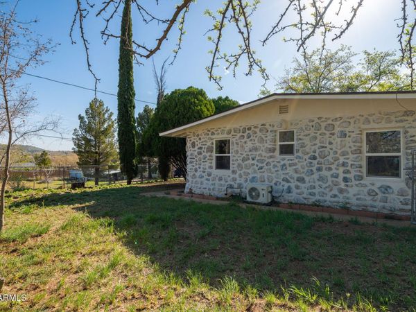 10101 S 3RD Street, Mayer, AZ 86333