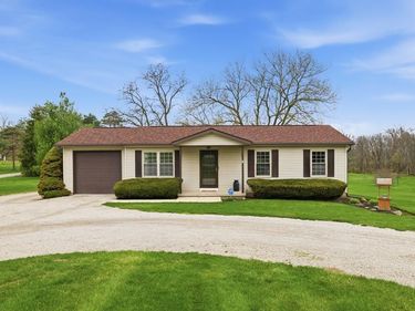 15087 Bellepoint Rd, Ostrander, OH 43061