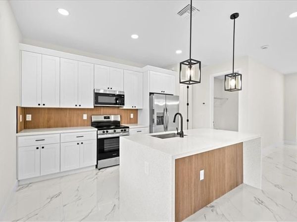 365 Perl ST , PORT CHARLOTTE, FL 33954