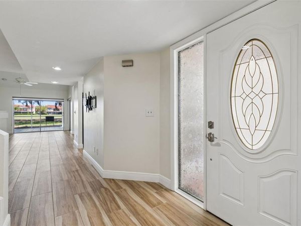 4207 ARBORWOOD LANE , TAMPA, FL 33618