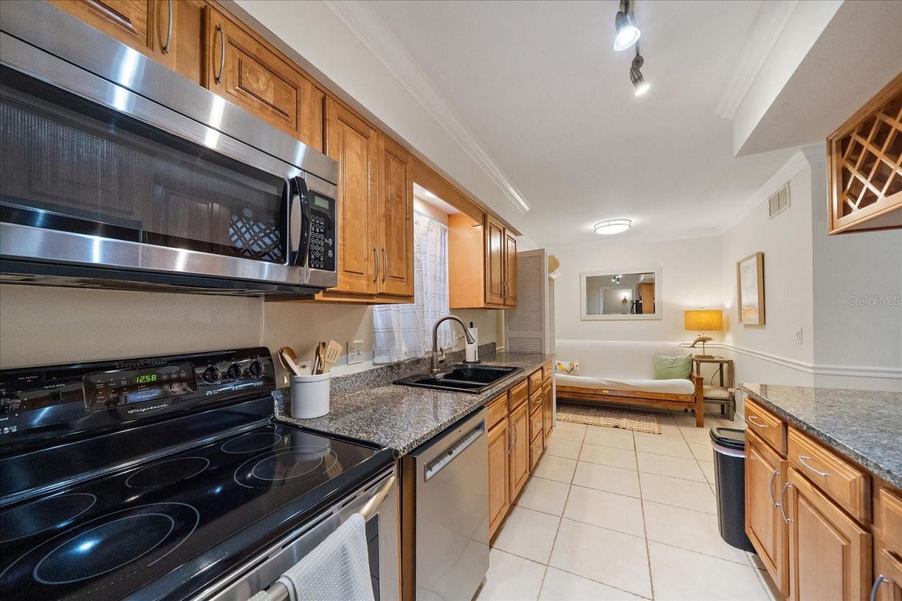 3360 S Osprey Avenue , Unit 104B, Sarasota, FL 34239 Photo