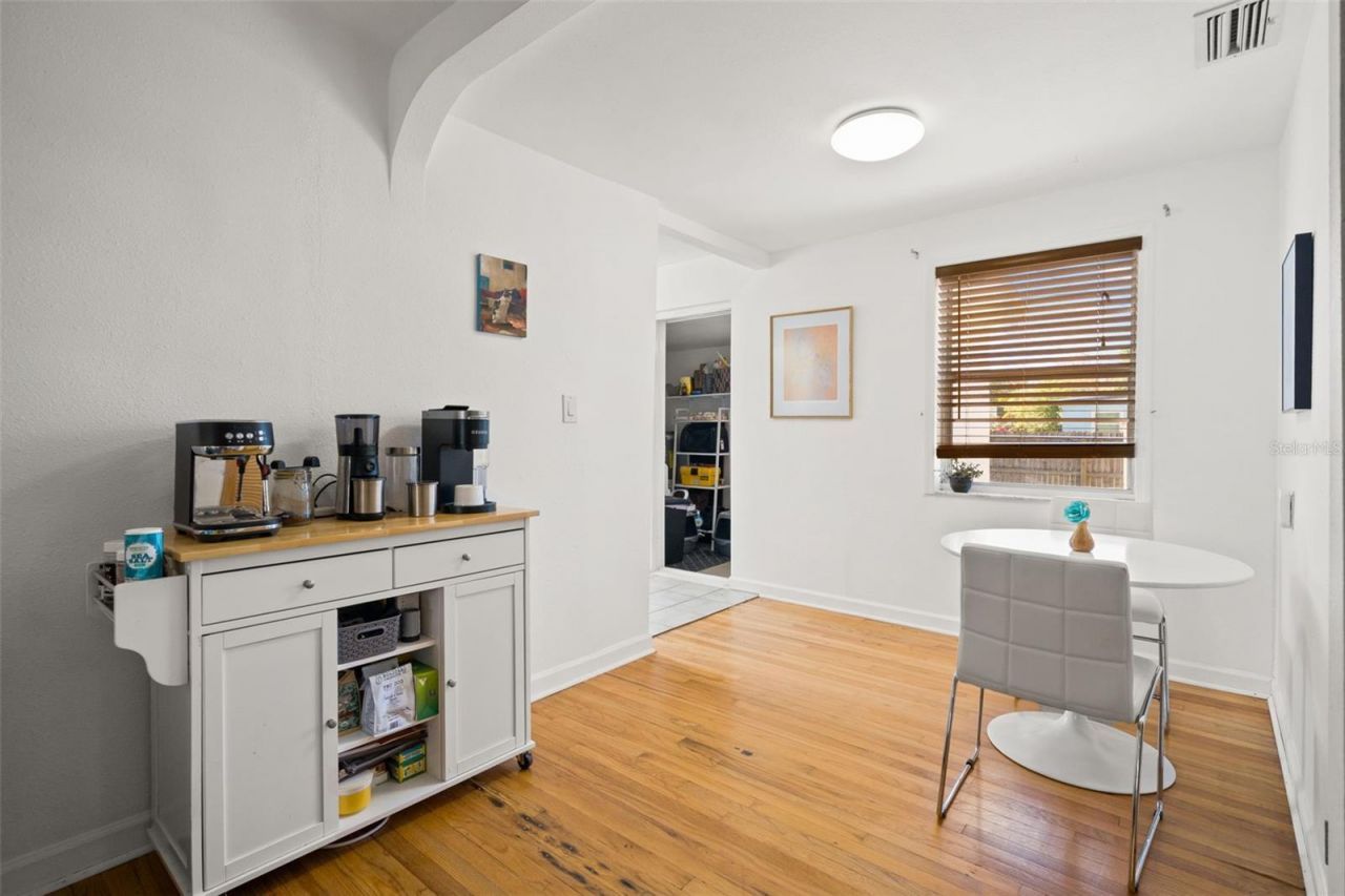 5020 Oxford Avenue N, Saint Petersburg, FL 33710 Photo