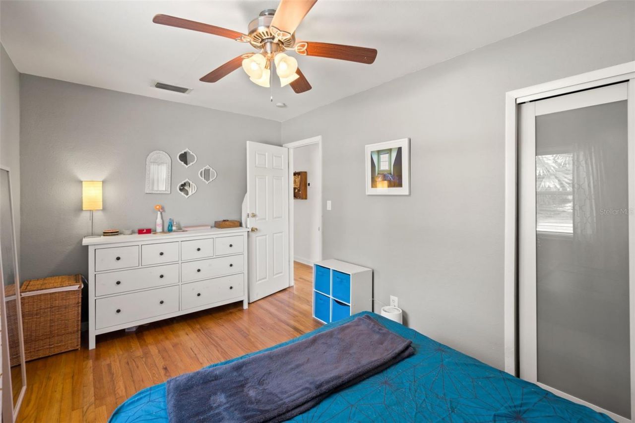 5020 Oxford Avenue N, Saint Petersburg, FL 33710 Photo