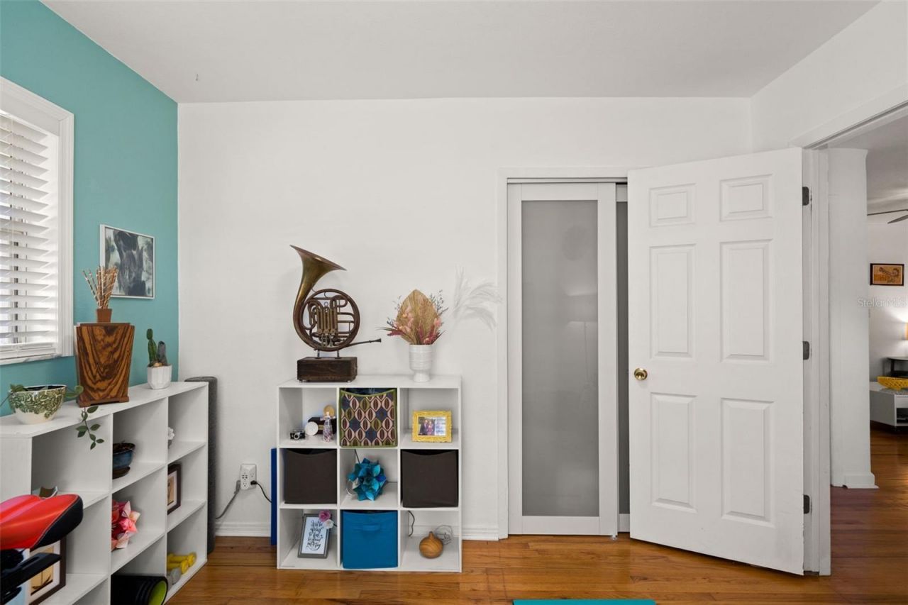 5020 Oxford Avenue N, Saint Petersburg, FL 33710 Photo