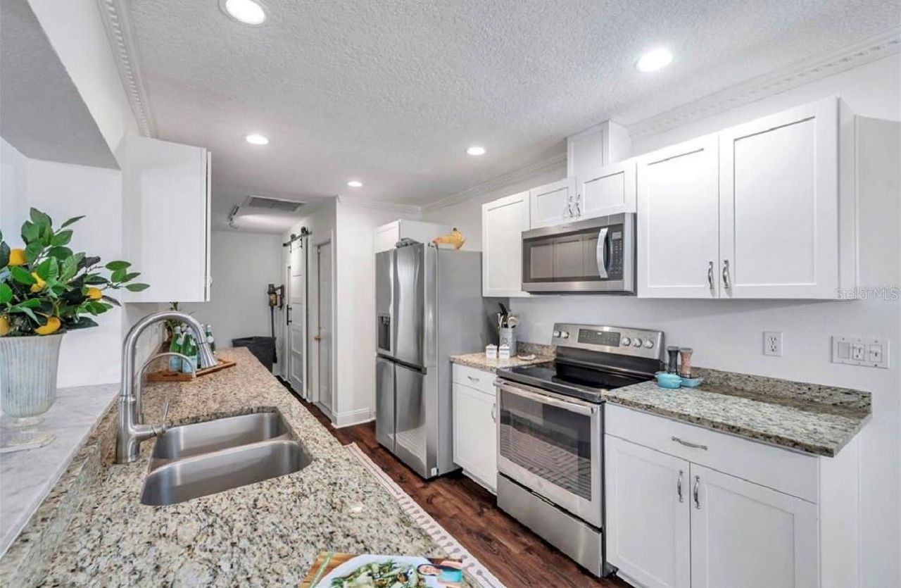 2873 Sarah Drive, Clearwater, FL 33759 Photo