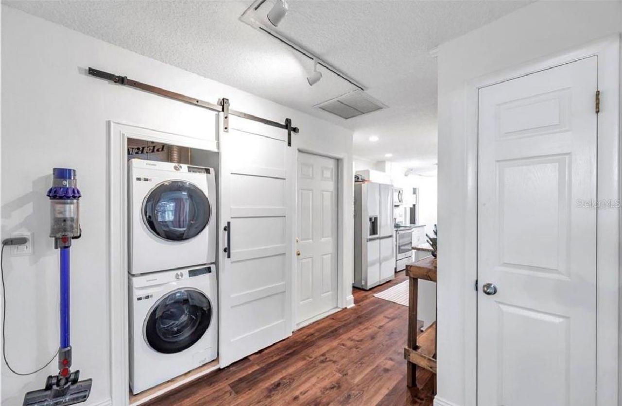 2873 Sarah Drive, Clearwater, FL 33759 Photo