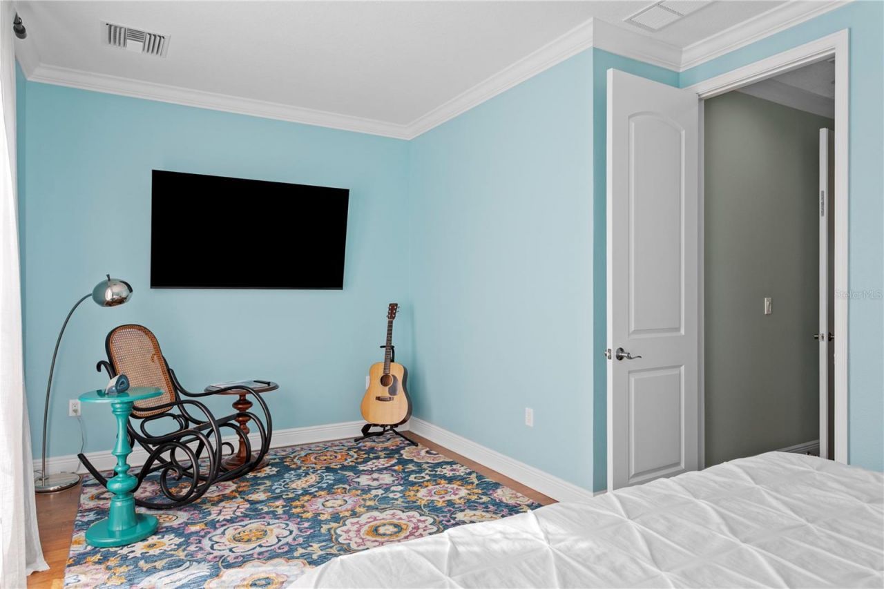 412 Regent Lane N, Saint Petersburg, FL 33701 Photo