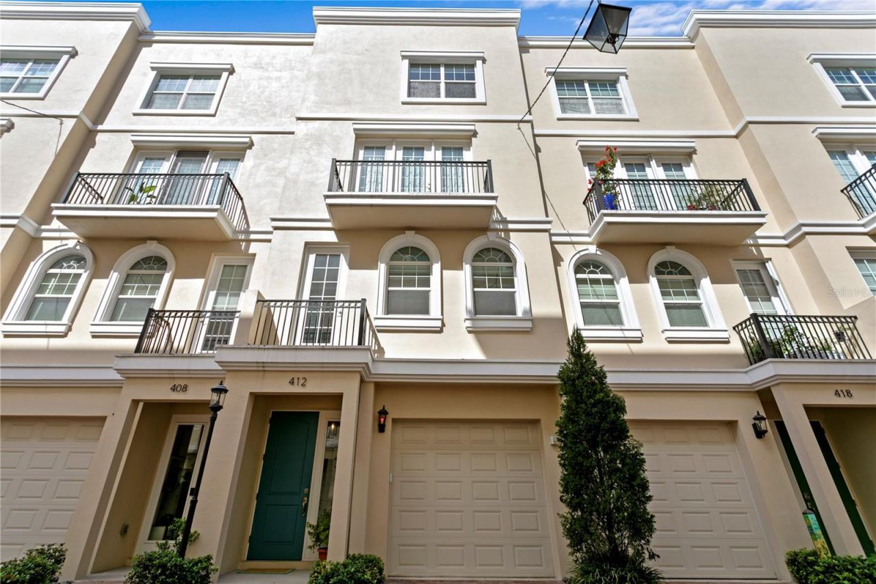 412 Regent Lane N, Saint Petersburg, FL 33701 Photo