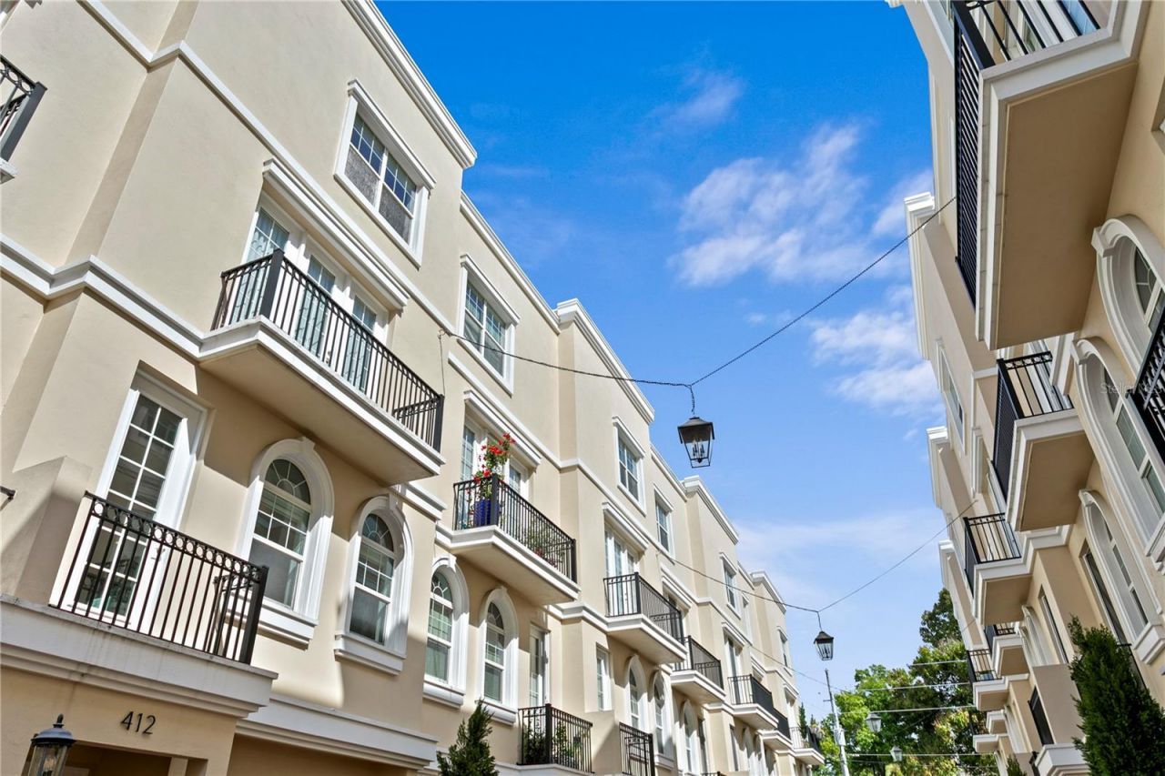 412 Regent Lane N, Saint Petersburg, FL 33701 Photo