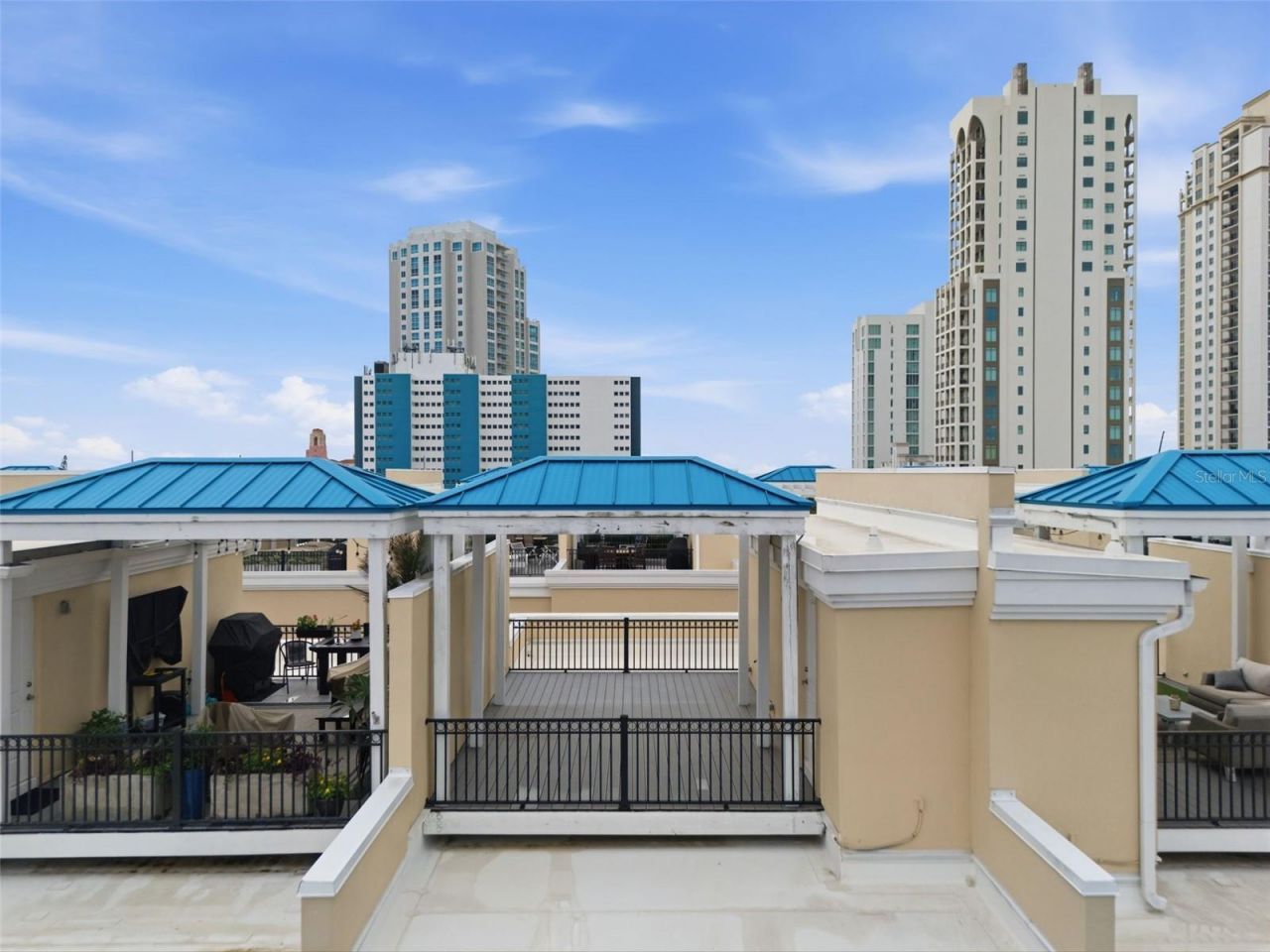 412 Regent Lane N, Saint Petersburg, FL 33701 Photo