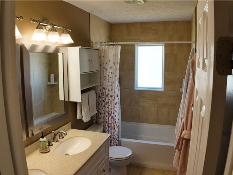 8407 Barton Drive, Strongsville, OH 44149 Photo 31