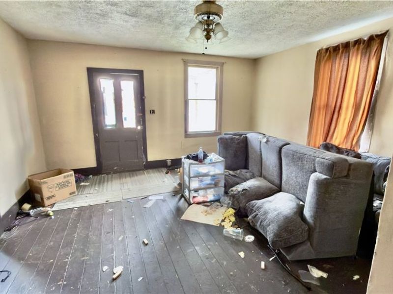 106 E Main Street , Port Washington, OH 43837 Photo 9