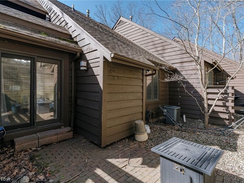 275 Solon Road , Unit 275C, Chagrin Falls, OH 44022 Photo 23