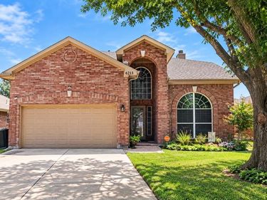 6213 Bowin Drive, Fort Worth, TX 76132