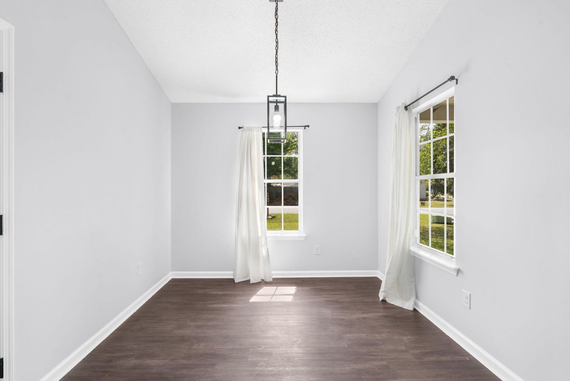 2772 Donner Avenue Photo 14