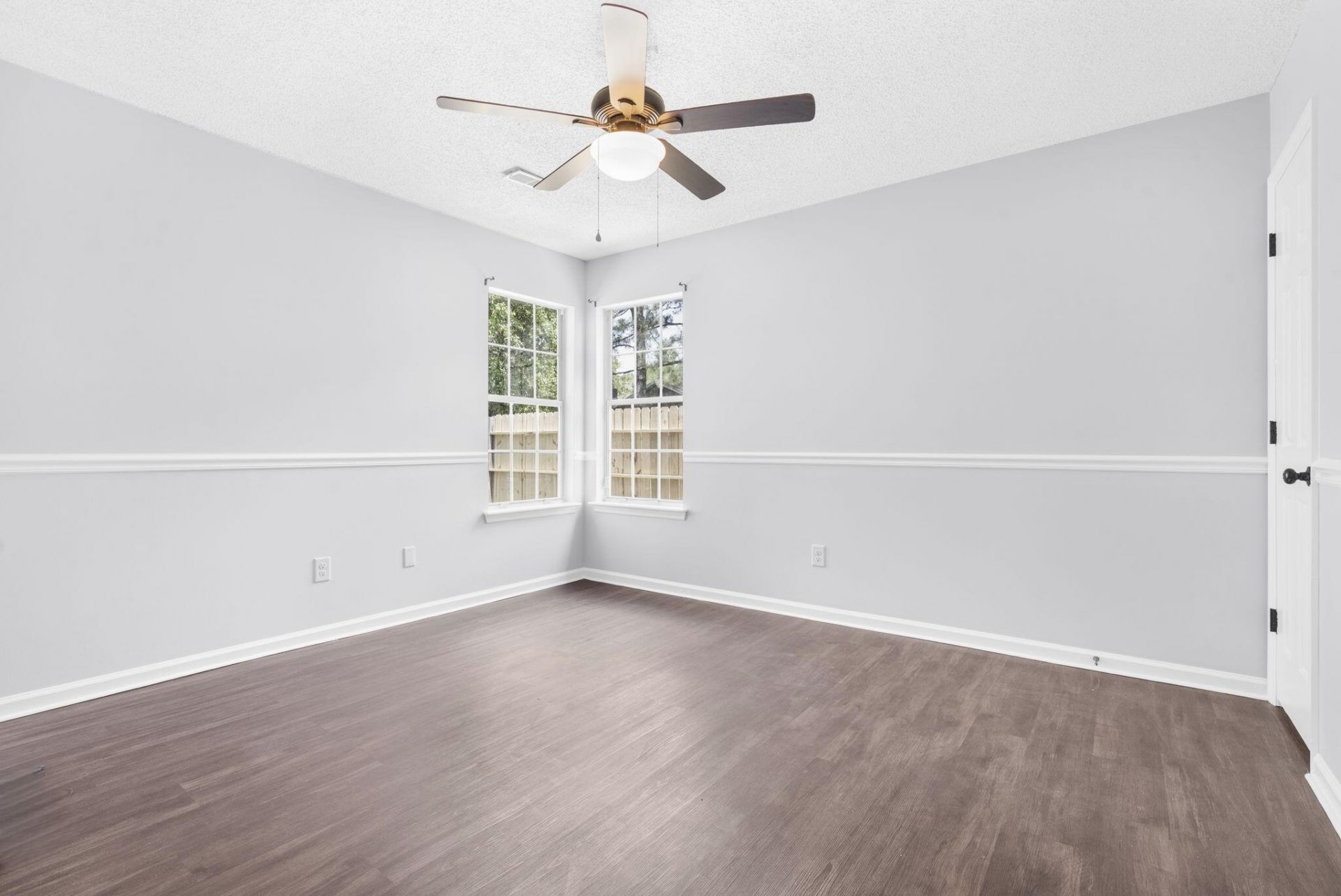 2772 Donner Avenue Photo 17