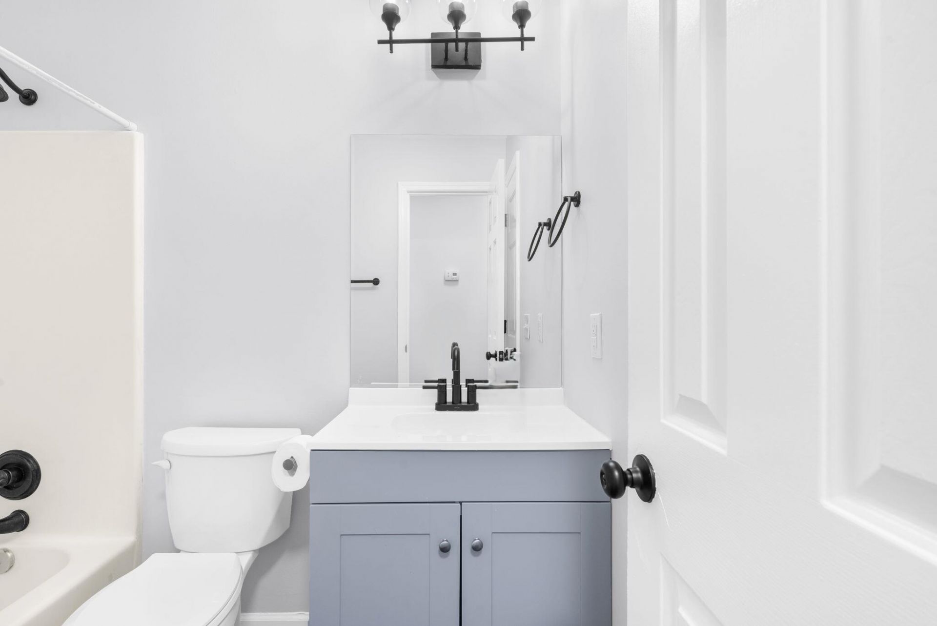 2772 Donner Avenue Photo 24