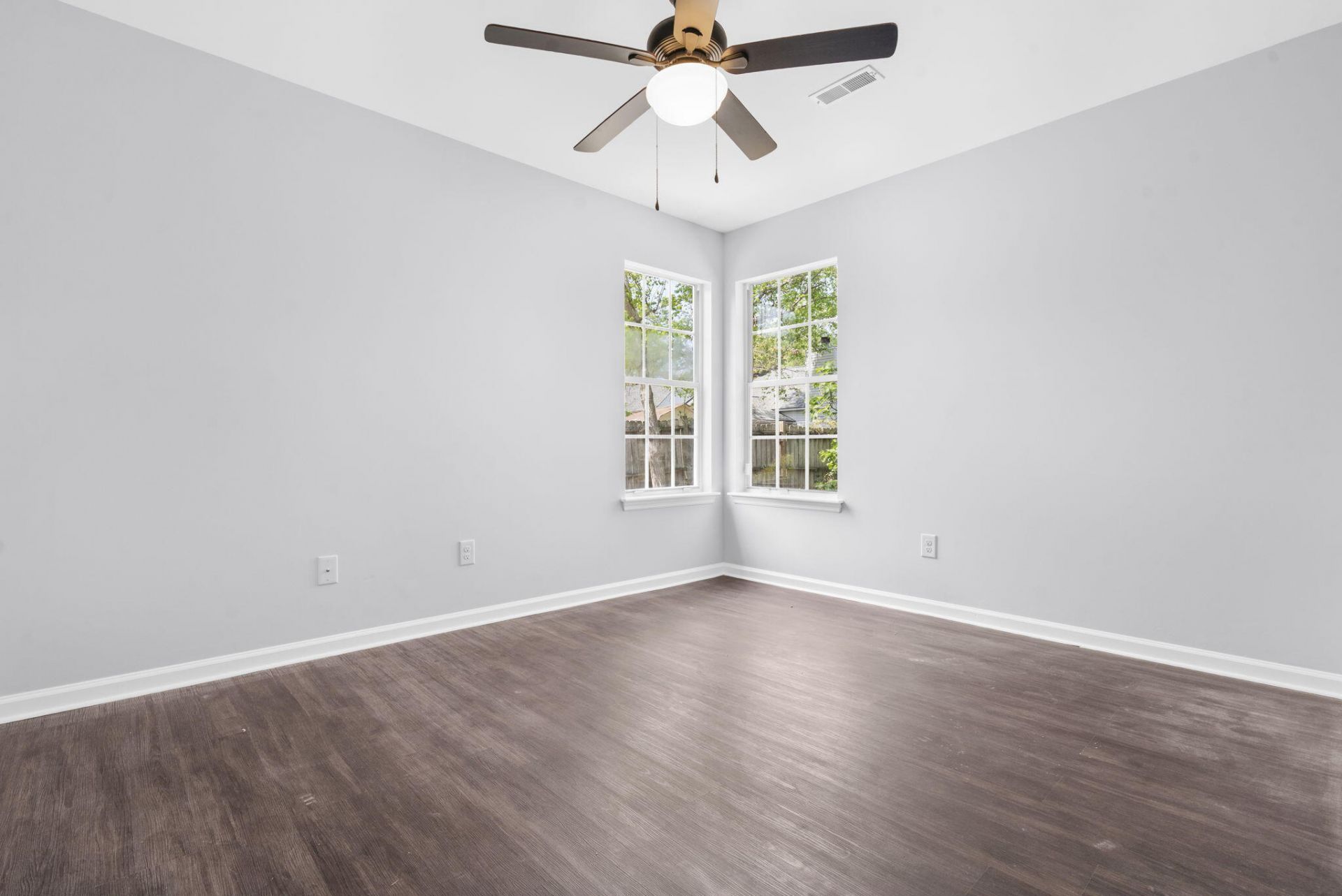 2772 Donner Avenue Photo 25