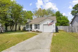 2772 Donner Avenue photo 4